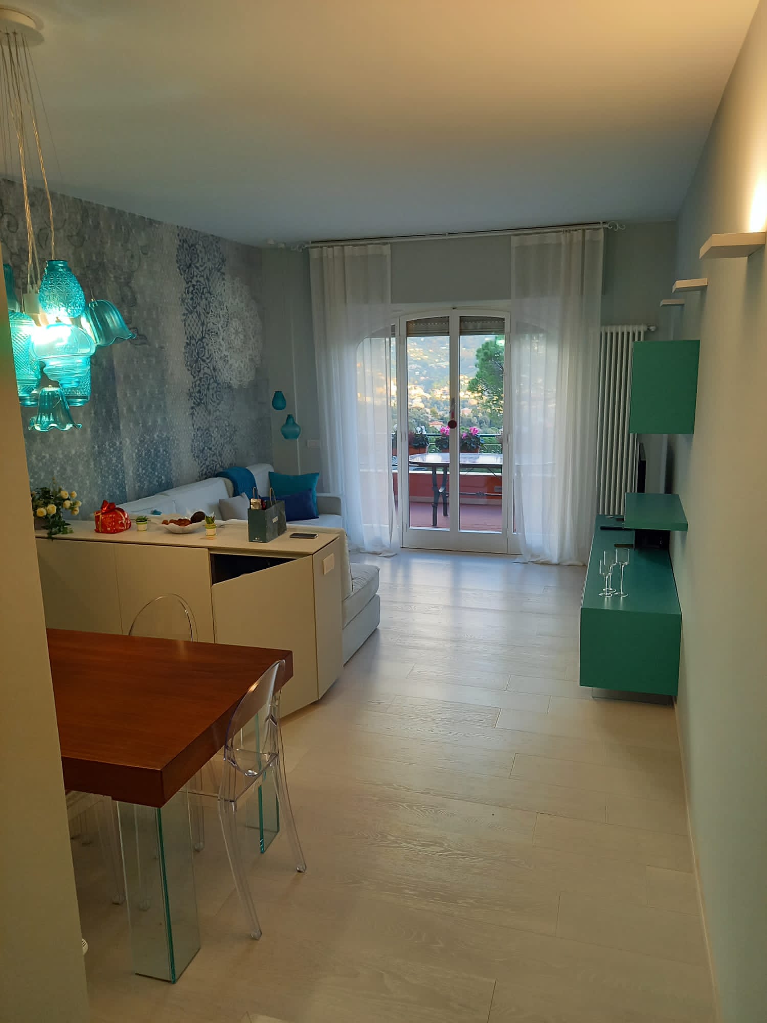 gallery-img